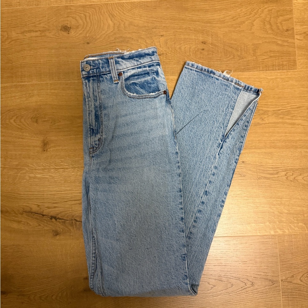 Abercrombie 90s Straight Ultra High Rise Jeans
